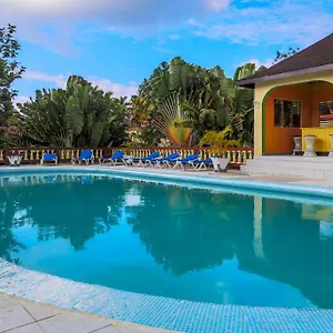 Hotel Pure Garden ***